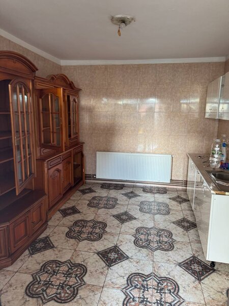 Targoviste casa cu teren generos, reducere pret pana la 01.03, rate, schimb